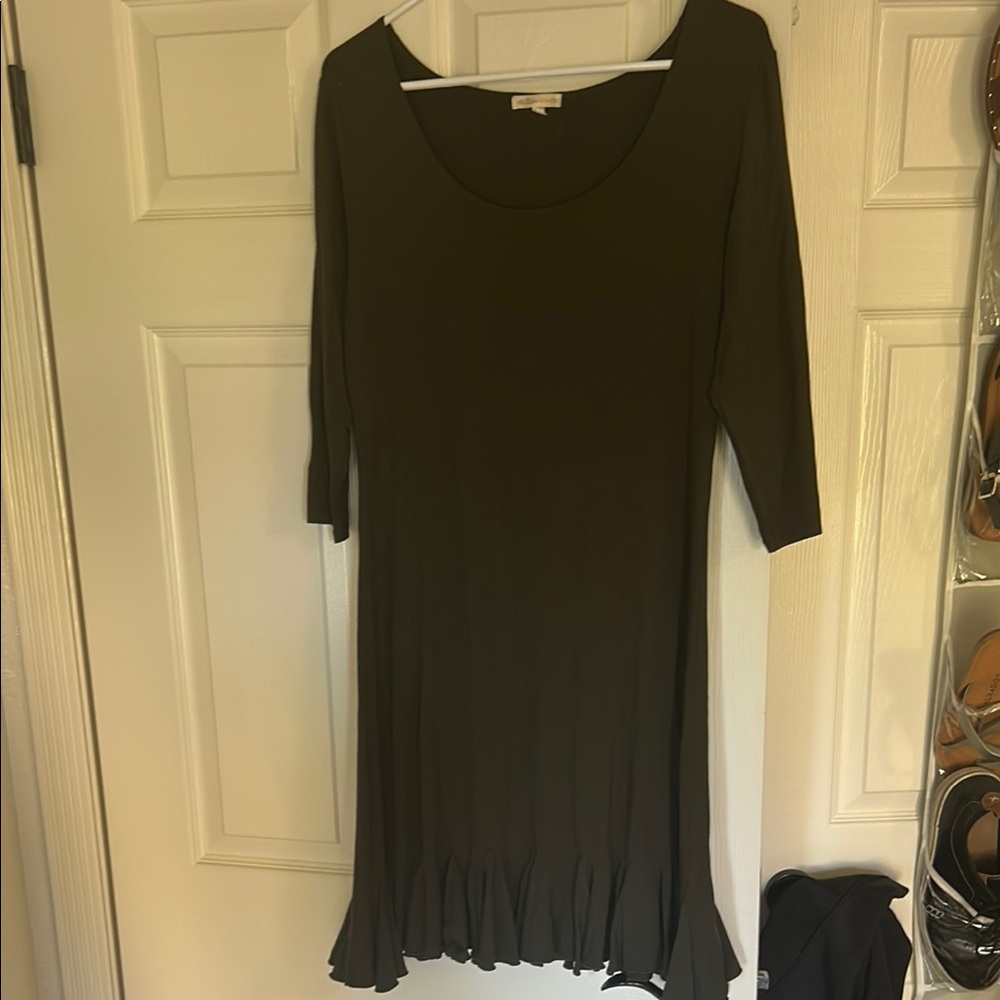 Zen-Knits Elegant Olive Green Dress